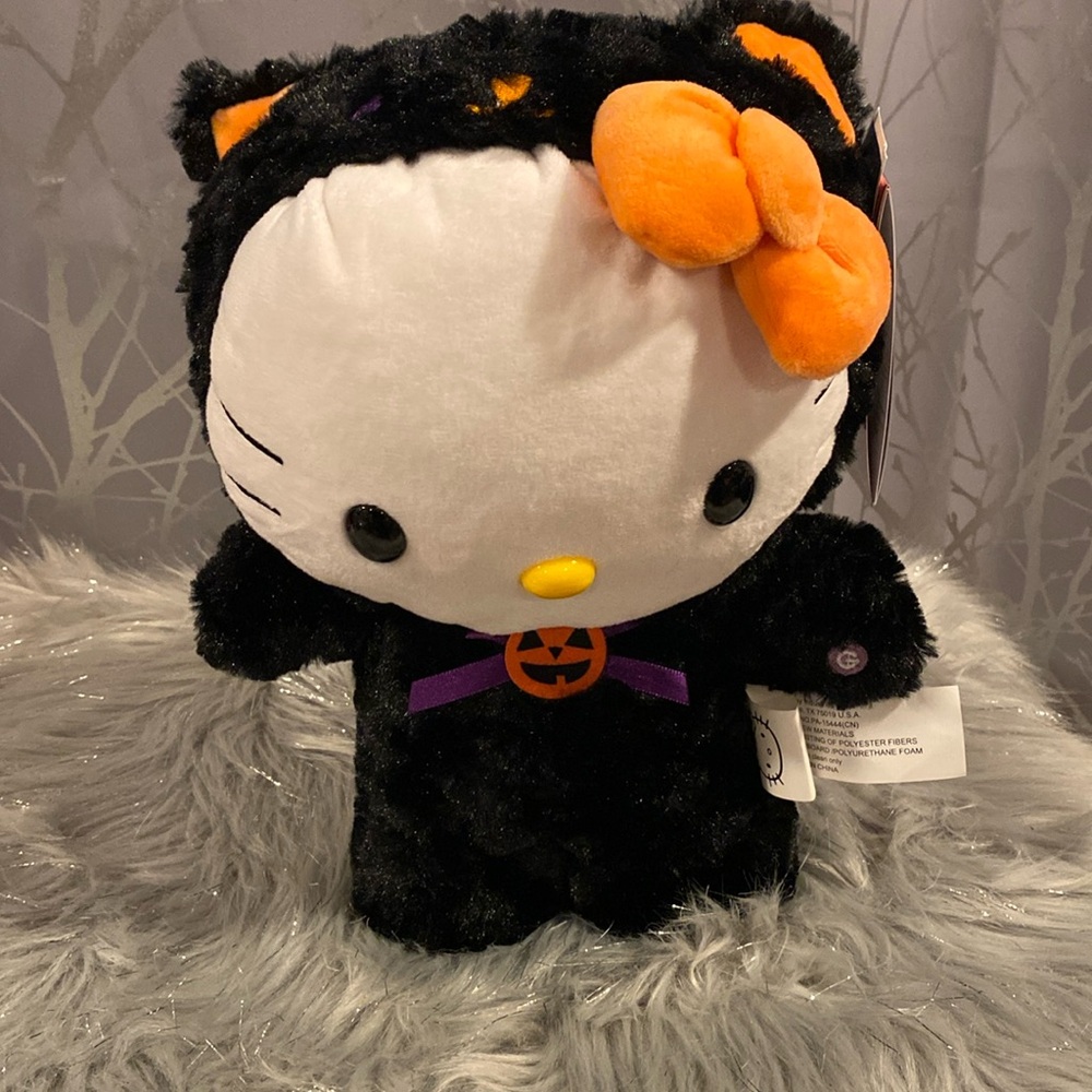BNWT HELLO KITTY Cat Costume Sidestepper Plush Halloween Doll